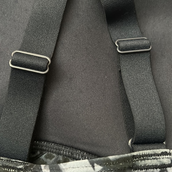 Avis women’s split Racerback Bra With Adjustable Strap Size M (8-10) - Picture 5 of 7